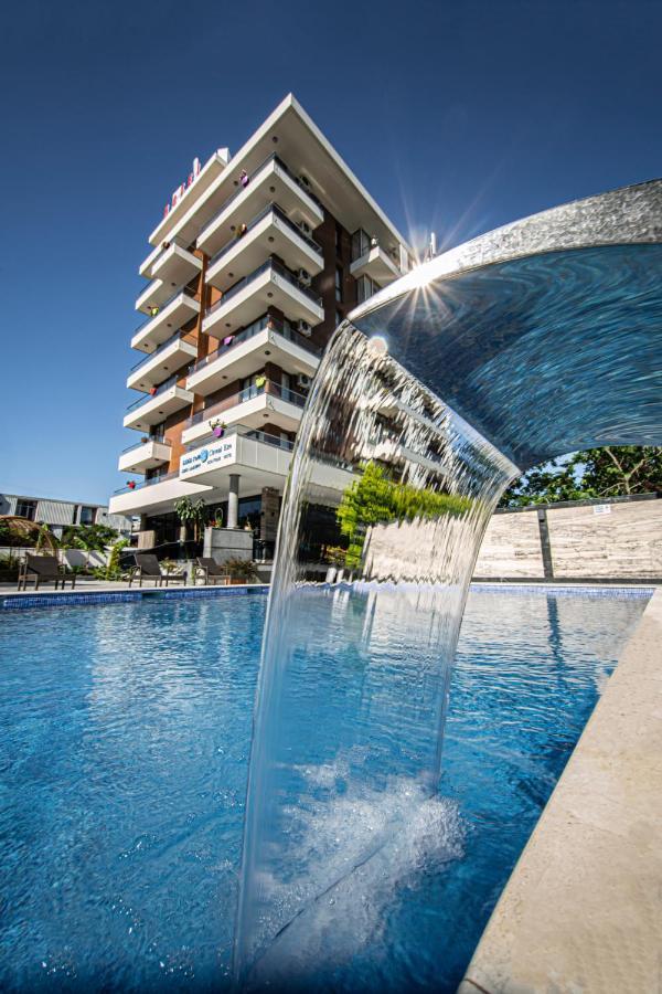 Chveni Ezo Boutique Hotel Kobuleti Esterno foto