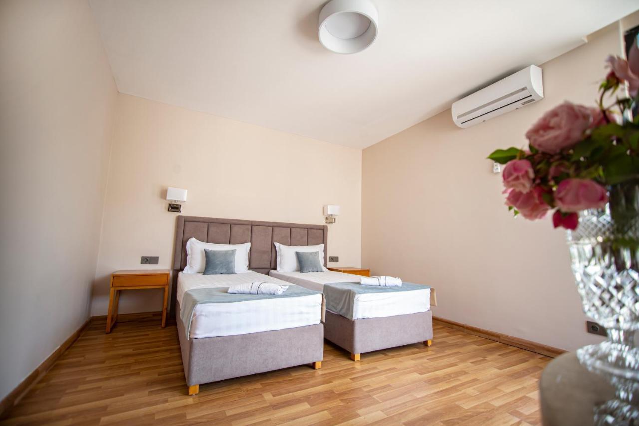 Chveni Ezo Boutique Hotel Kobuleti Esterno foto