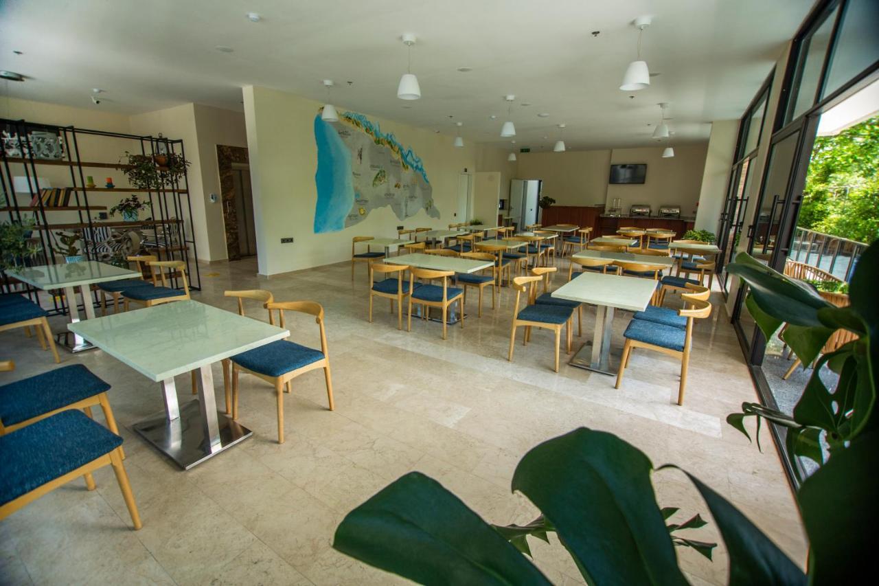 Chveni Ezo Boutique Hotel Kobuleti Esterno foto